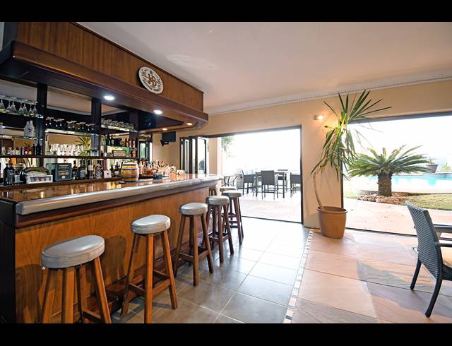 4 BEDROOM HOUSE FOR SALE IN KENSINGTON